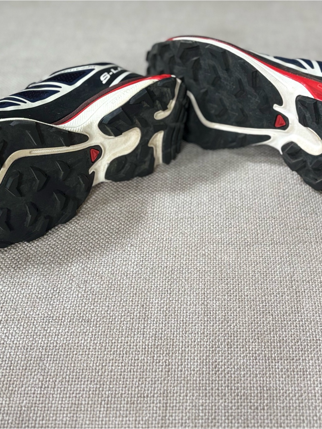 Salomon S-Lab Navy Blue And White Trail Running Shoes With Red Accents Xt 6 — image 8 of 8